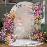 Arche dorée en métal pour mariage