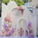Arche dorée en métal pour mariage